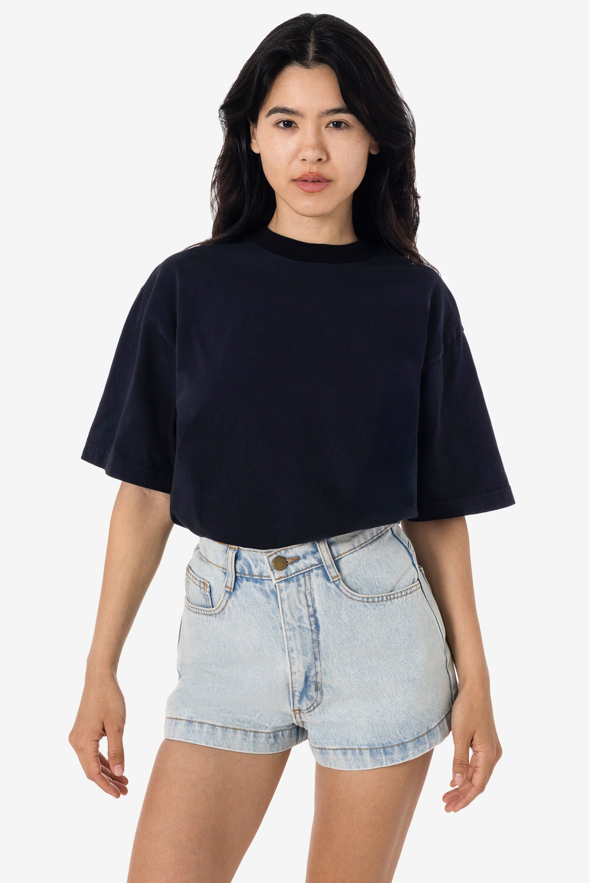 Black Edge/Black [female]